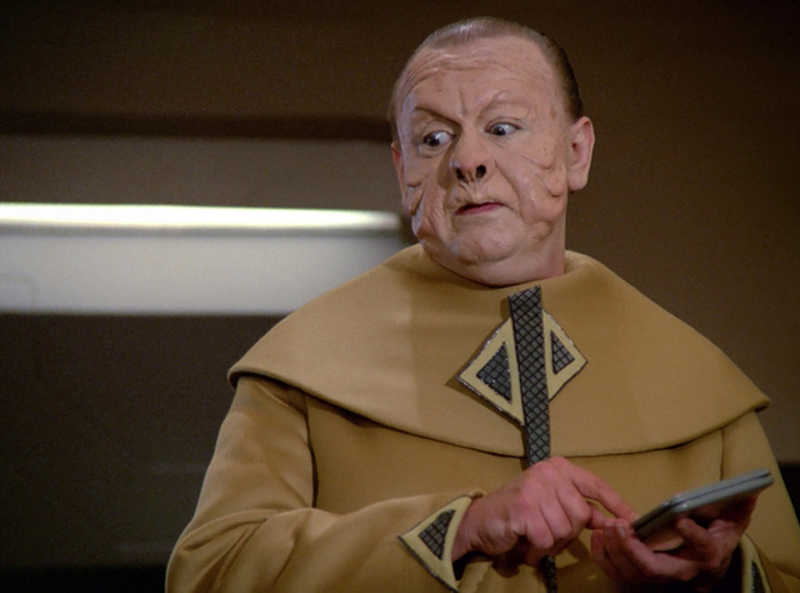 Illustration for article titled Los trajes más locos e increíbles de Star Trek: La nueva generación